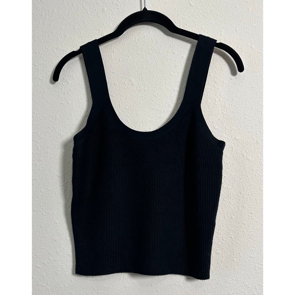 Abercrombie & Fitch black ribbed cropped knit tank Size Medium Wide Straps